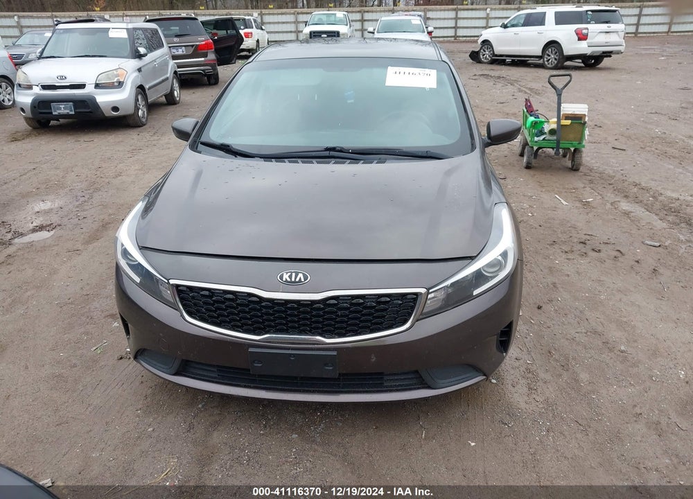 2017 KIA FORTE LX VIN: 3KPFL4A71HE006557