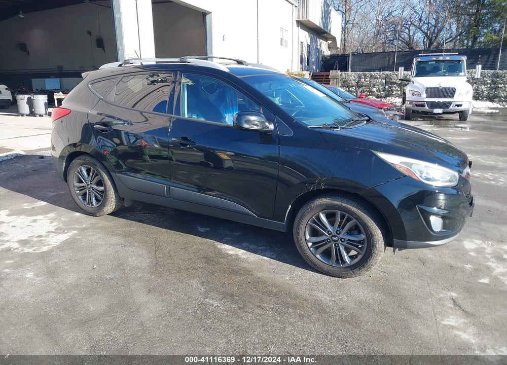 2015 HYUNDAI TUCSON SE VIN: KM8JUCAG5FU072900