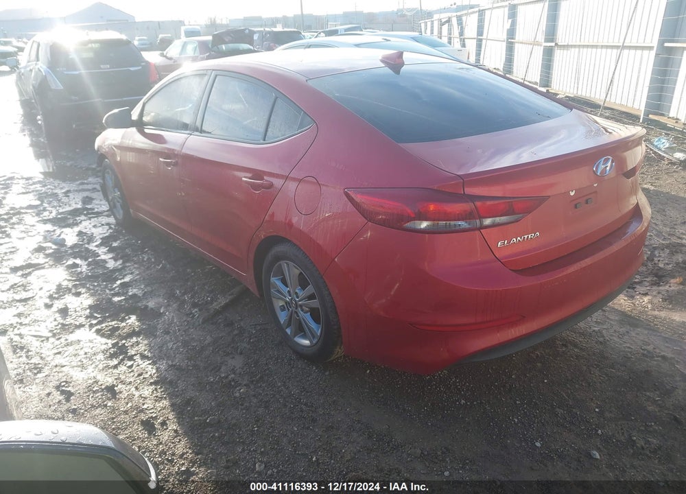 2017 HYUNDAI ELANTRA SE VIN: 5NPD84LF1HH037574