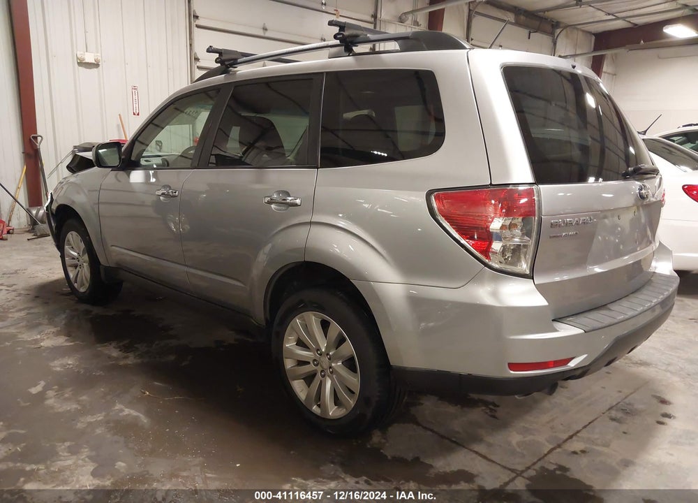 2013 SUBARU FORESTER 2.5X PREMIUM VIN: JF2SHADC1DH434125