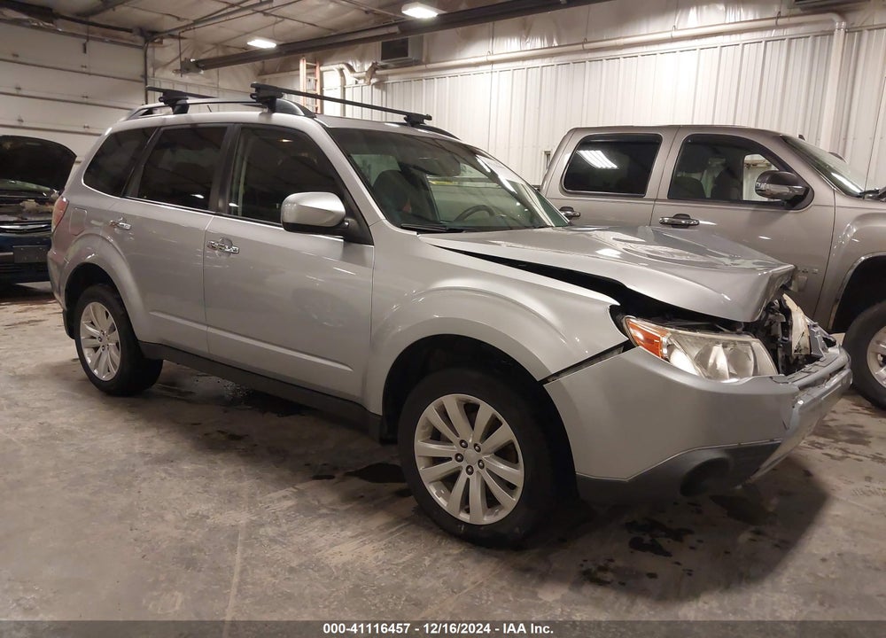 2013 SUBARU FORESTER 2.5X PREMIUM VIN: JF2SHADC1DH434125