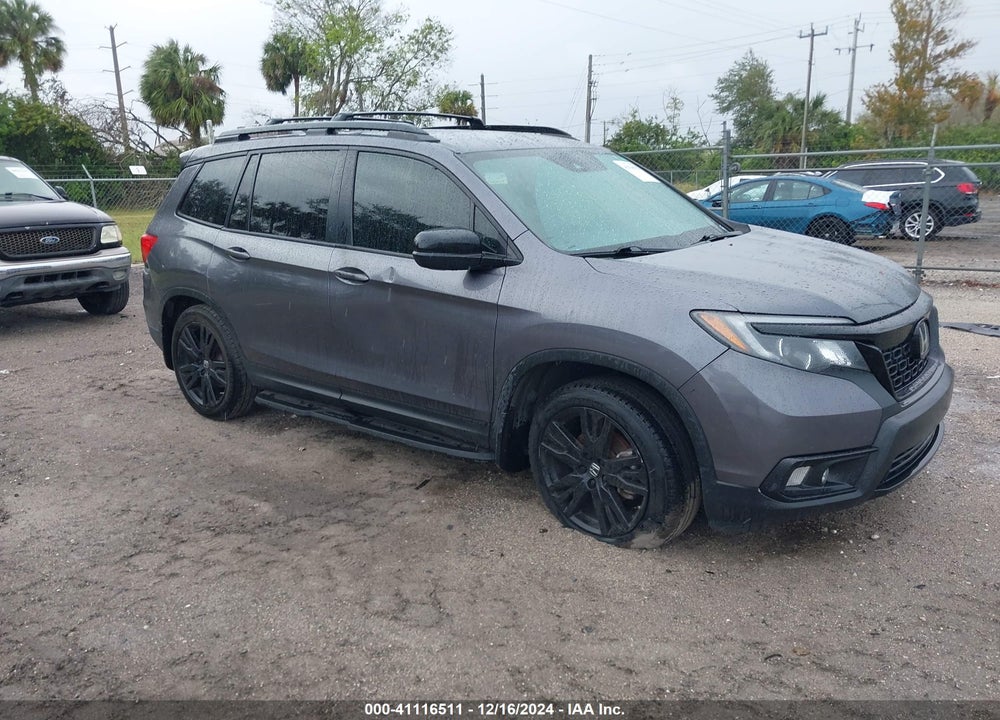 2021 HONDA PASSPORT 2WD SPORT VIN: 5FNYF7H20MB008591