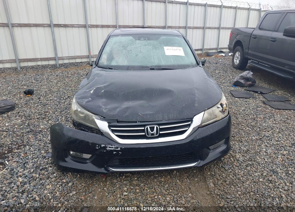2015 HONDA ACCORD VIN: 1HGCR2F83FA070365