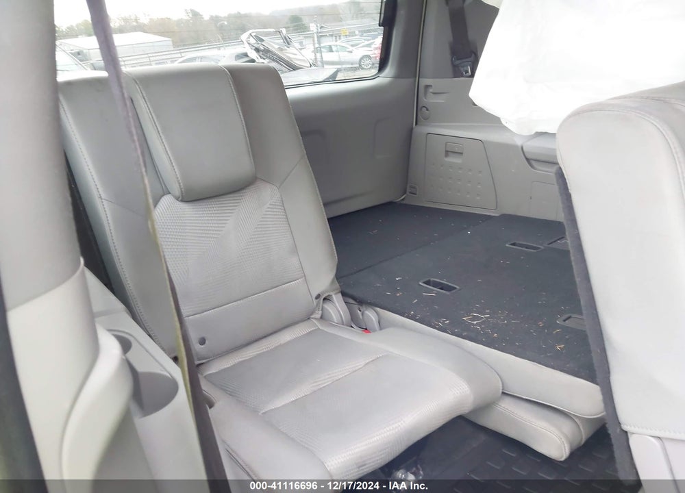 2012 HONDA PILOT LX VIN: 5FNYF4H21CB007110