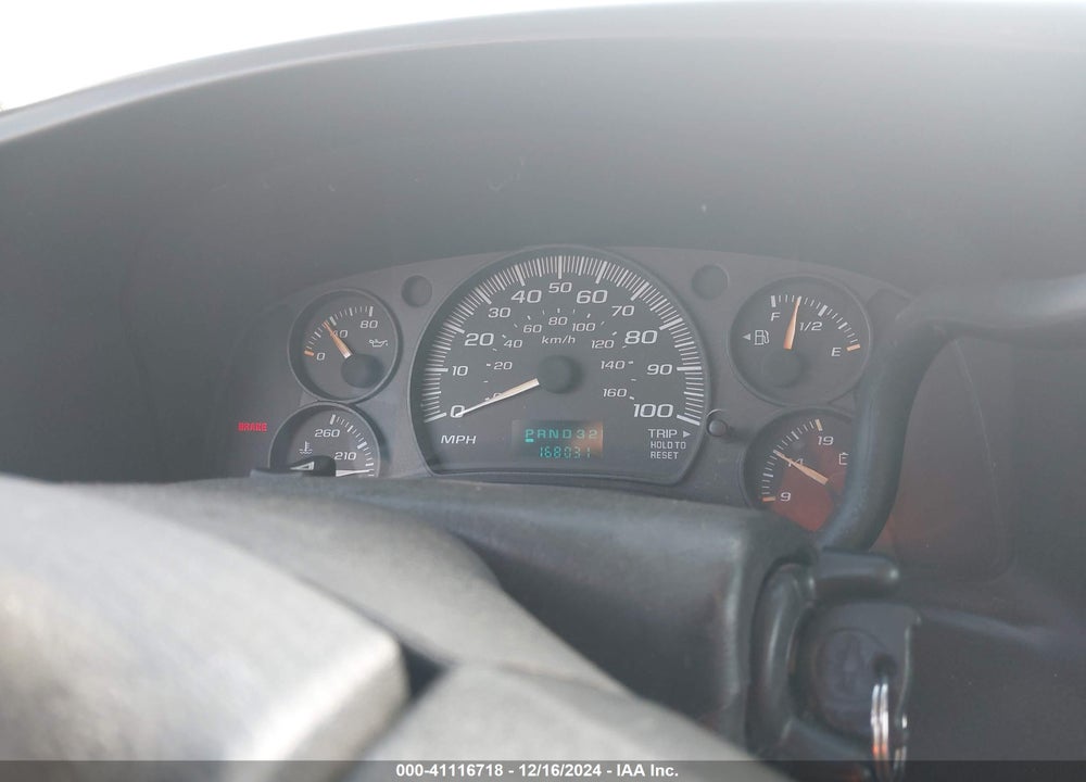 2004 CHEVROLET EXPRESS VIN: 1GCFG15T441143421