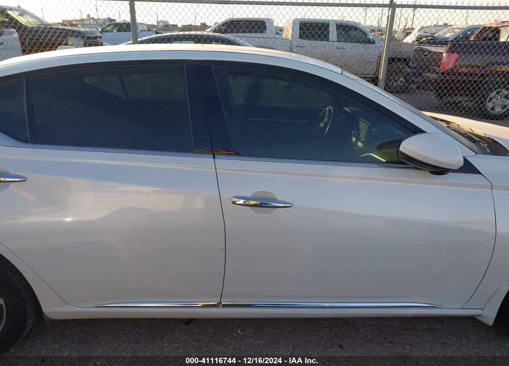 2019 NISSAN ALTIMA VIN: 1N4BL4DV7KC169565
