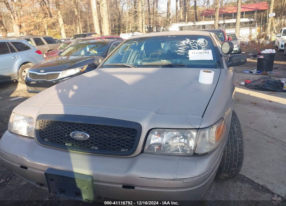 2011 FORD CROWN VICTORIA POLICE INTERCEPTOR VIN: 2FABP7BV8BX160059