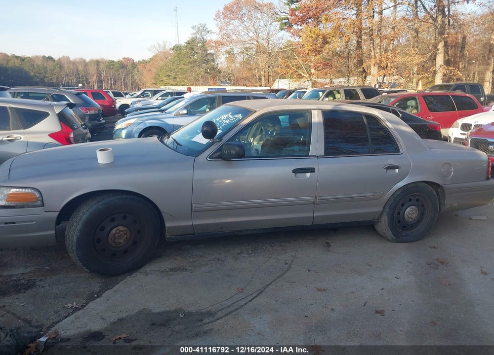 2011 FORD CROWN VICTORIA POLICE INTERCEPTOR VIN: 2FABP7BV8BX160059