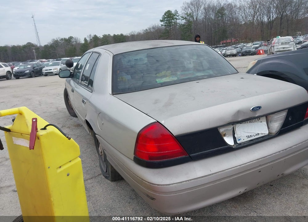 2011 FORD CROWN VICTORIA POLICE INTERCEPTOR VIN: 2FABP7BV8BX160059