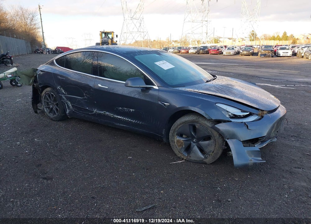 2018 TESLA MODEL 3 VIN: 5YJ3E1EA2JF028231