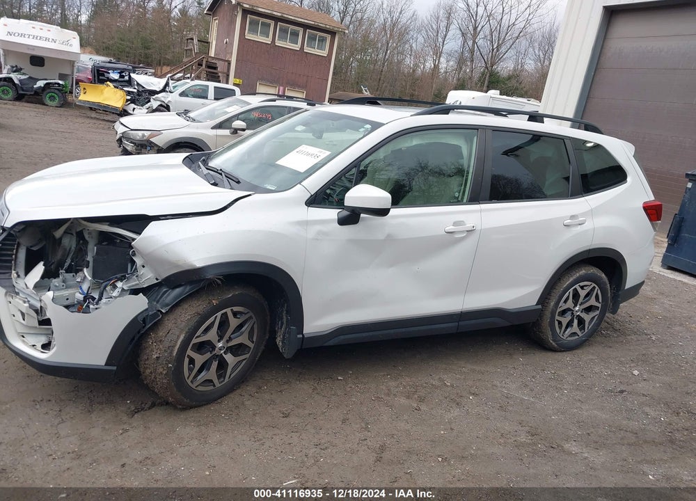 2021 SUBARU FORESTER PREMIUM VIN: JF2SKAJC1MH459094