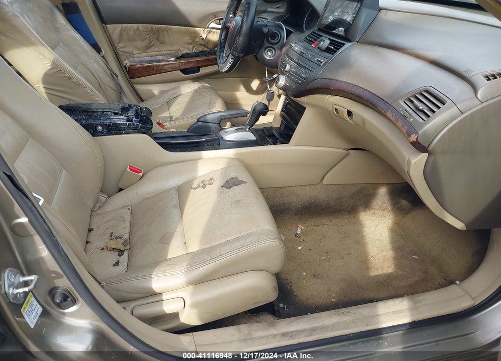2008 HONDA ACCORD VIN: JHMCP26888C037680