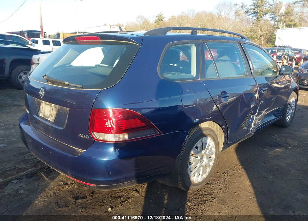 2012 VOLKSWAGEN JETTA SPORTWAGEN 2.5L S VIN: 3VWKP7AJ5CM641924