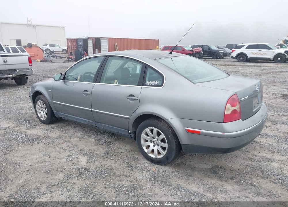 2003 VOLKSWAGEN PASSAT GLS VIN: WVWPD63B33P196143