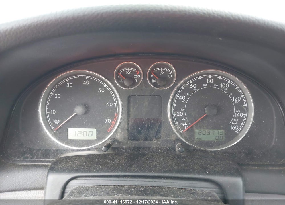 2003 VOLKSWAGEN PASSAT GLS VIN: WVWPD63B33P196143