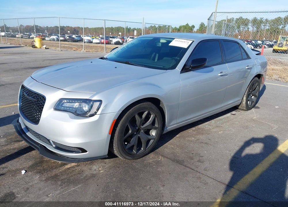 2020 CHRYSLER 300 TOURING VIN: 2C3CCAAG7LH181530