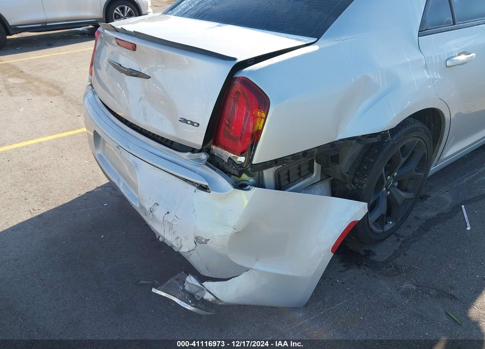 2020 CHRYSLER 300 TOURING VIN: 2C3CCAAG7LH181530