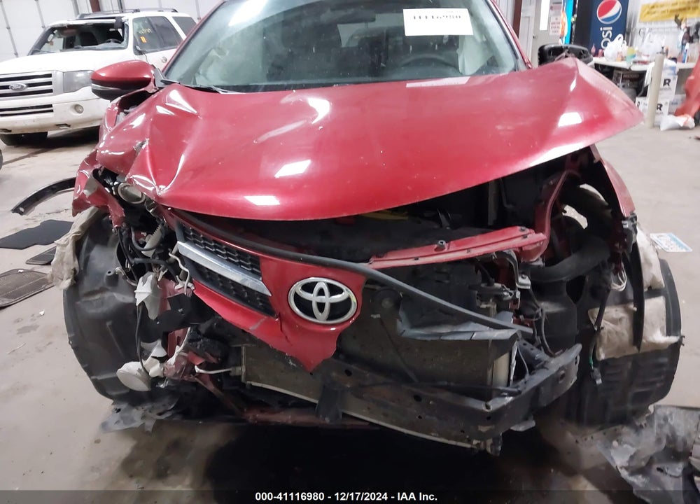 2014 TOYOTA RAV4 XLE VIN: 2T3RFREV3EW157295