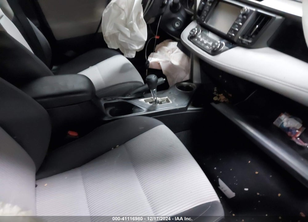 2014 TOYOTA RAV4 XLE VIN: 2T3RFREV3EW157295