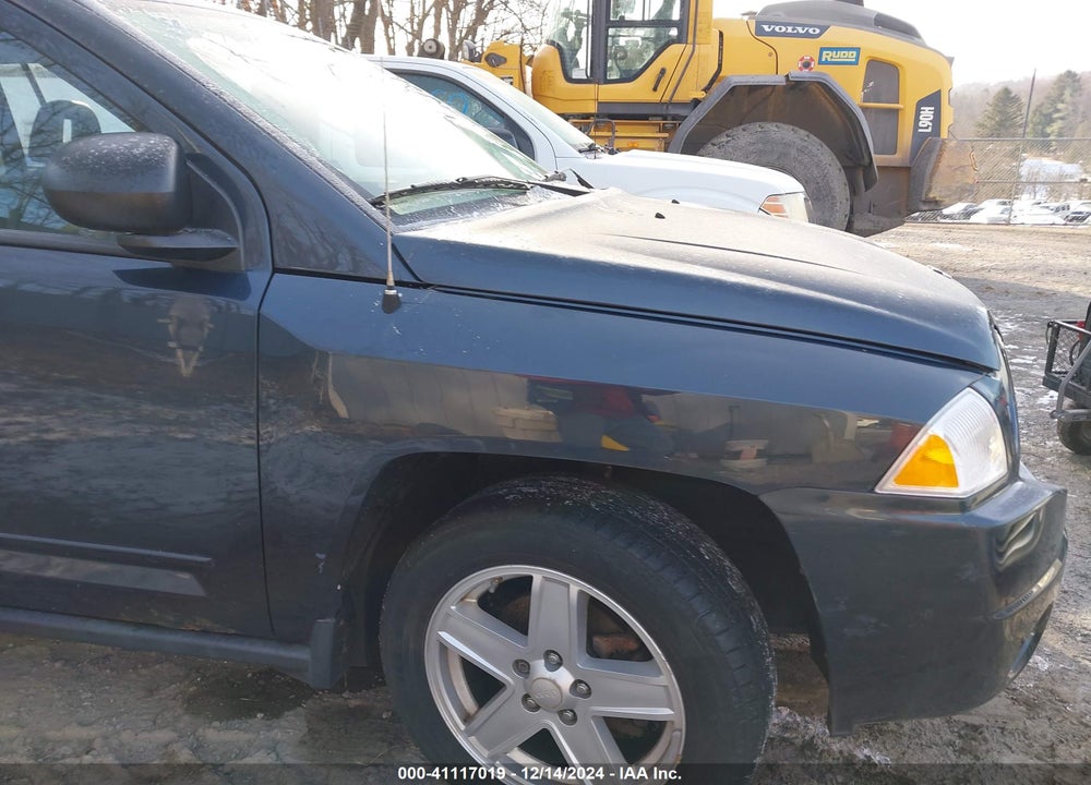 2008 JEEP COMPASS SPORT VIN: 1J8FT47W68D579964