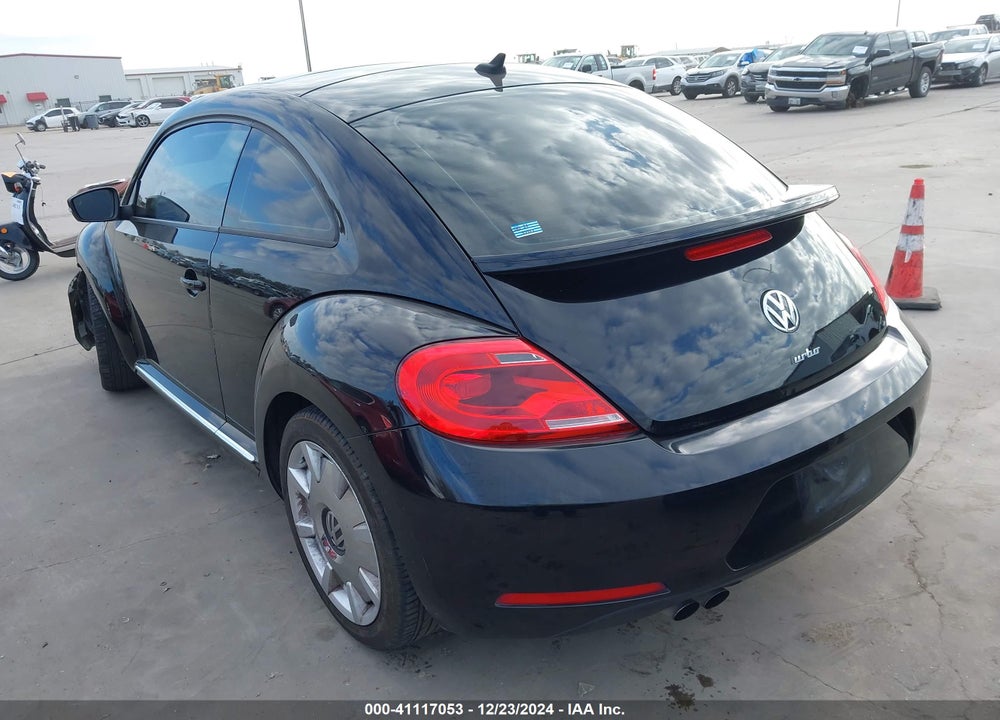 2016 VOLKSWAGEN BEETLE VIN: 3VWJ07AT5GM616089