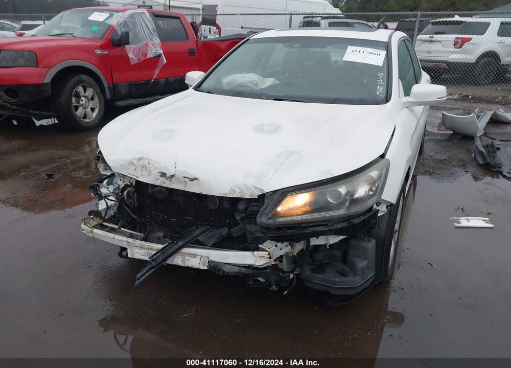 2013 HONDA ACCORD VIN: 1HGCR2F81DA013501