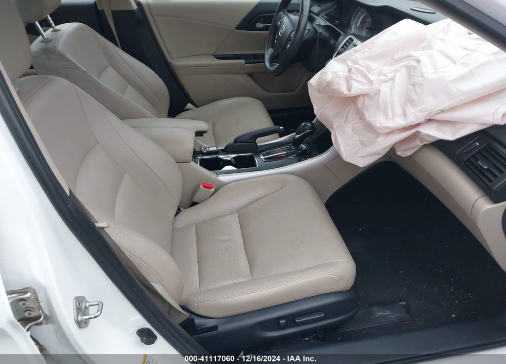 2013 HONDA ACCORD VIN: 1HGCR2F81DA013501