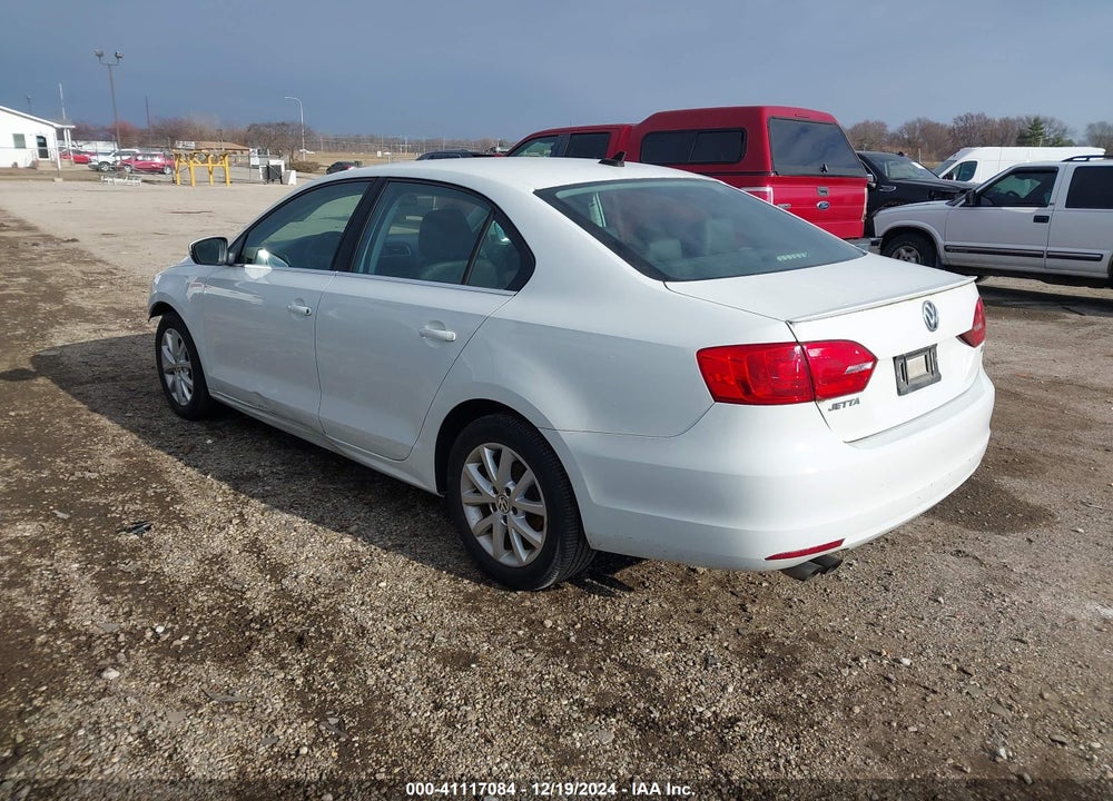 2014 VOLKSWAGEN JETTA 1.8T SE VIN: 3VWD17AJ2EM326933
