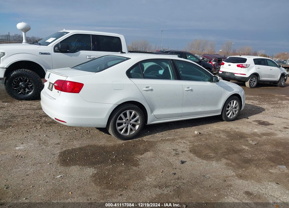 2014 VOLKSWAGEN JETTA 1.8T SE VIN: 3VWD17AJ2EM326933