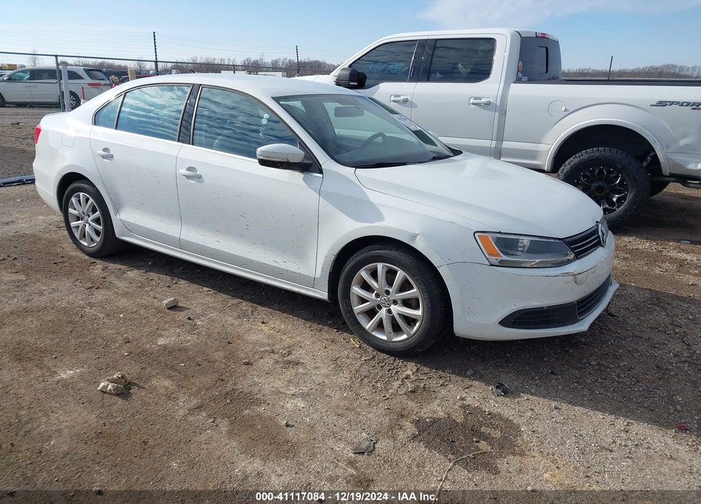 2014 VOLKSWAGEN JETTA 1.8T SE VIN: 3VWD17AJ2EM326933
