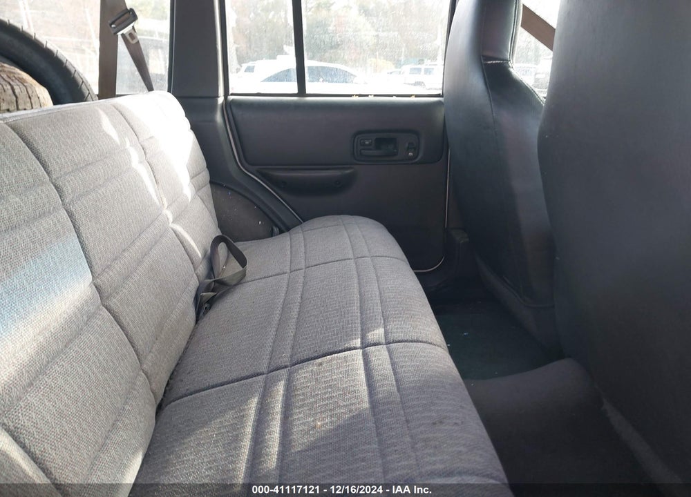 1999 JEEP CHEROKEE CLASSIC/SPORT VIN: 1J4FT68S1XL567637