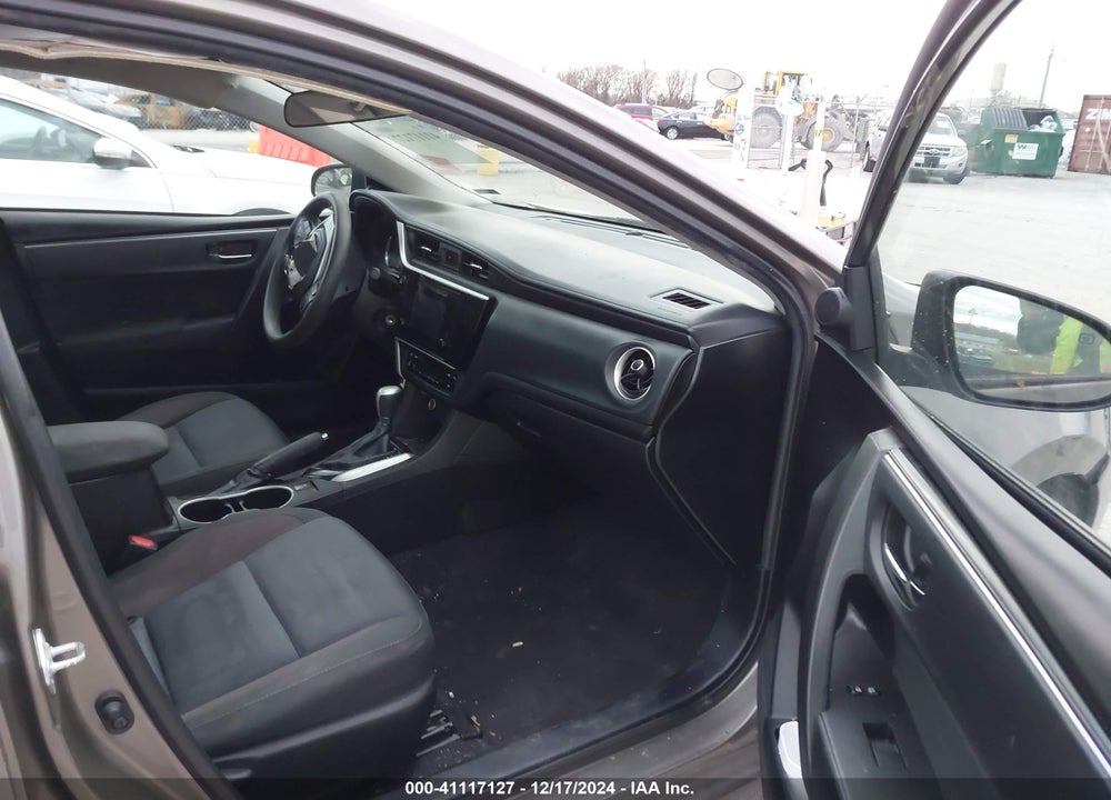 2019 TOYOTA COROLLA LE VIN: 5YFBURHE6KP900153