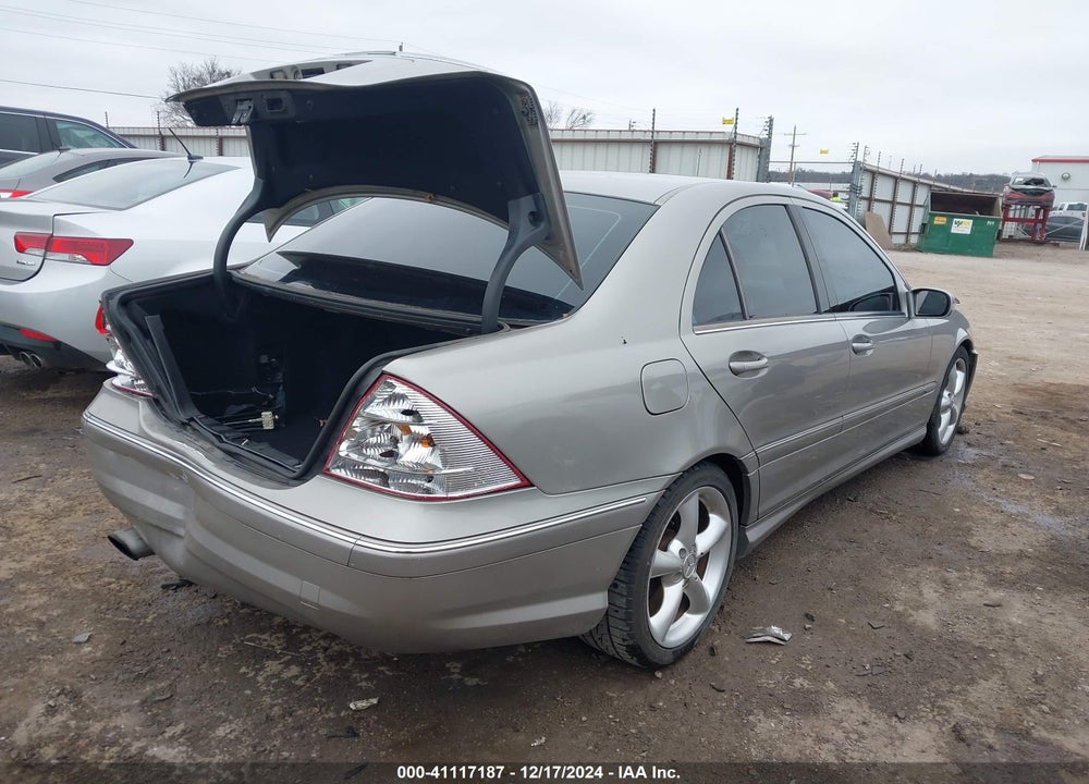 2005 MERCEDES-BENZ C 230 KOMPRESSOR SPORT VIN: WDBRF40J05A771631