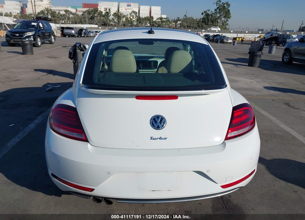 2019 VOLKSWAGEN BEETLE 2.0T SE VIN: 3VWJD7AT2KM716969