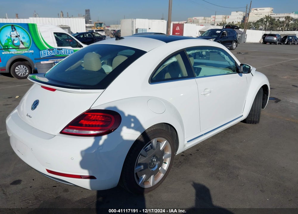2019 VOLKSWAGEN BEETLE 2.0T SE VIN: 3VWJD7AT2KM716969