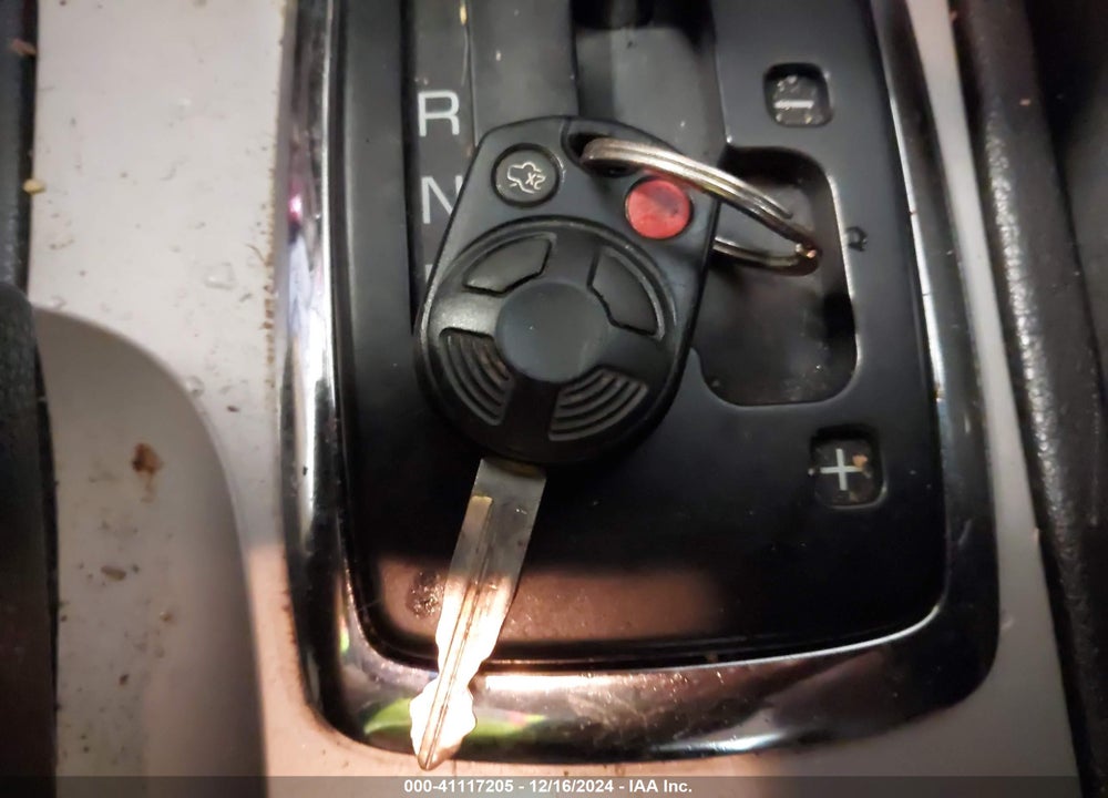 2010 FORD FUSION SE VIN: 3FAHP0HG1AR260902