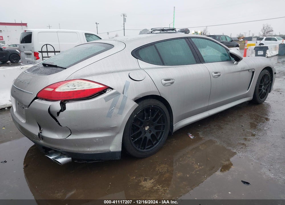 2012 PORSCHE PANAMERA 4 VIN: WP0AA2A76CL072008
