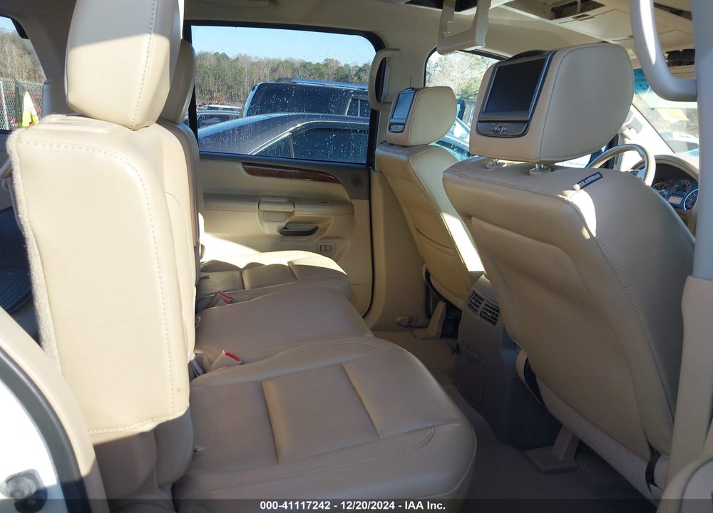 2014 NISSAN ARMADA SL VIN: 5N1BA0ND2EN613793