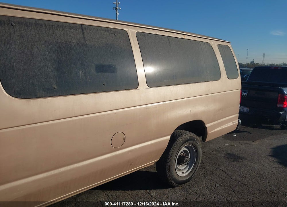 1998 FORD SUPER CLUB WAGON XL/XLT VIN: 1FBSS31S7WHA48694