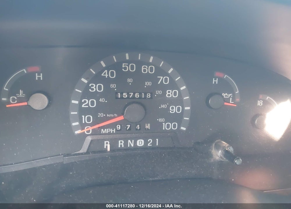 1998 FORD SUPER CLUB WAGON XL/XLT VIN: 1FBSS31S7WHA48694