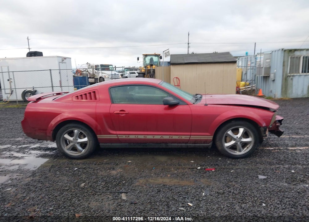 2005 FORD MUSTANG V6 DELUXE/V6 PREMIUM VIN: 1ZVFT80N555170812