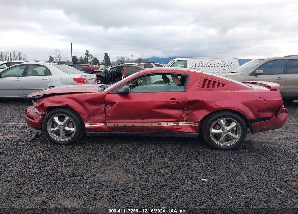2005 FORD MUSTANG V6 DELUXE/V6 PREMIUM VIN: 1ZVFT80N555170812