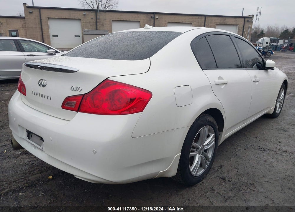 2013 INFINITI G37X VIN: JN1CV6AR8DM764288