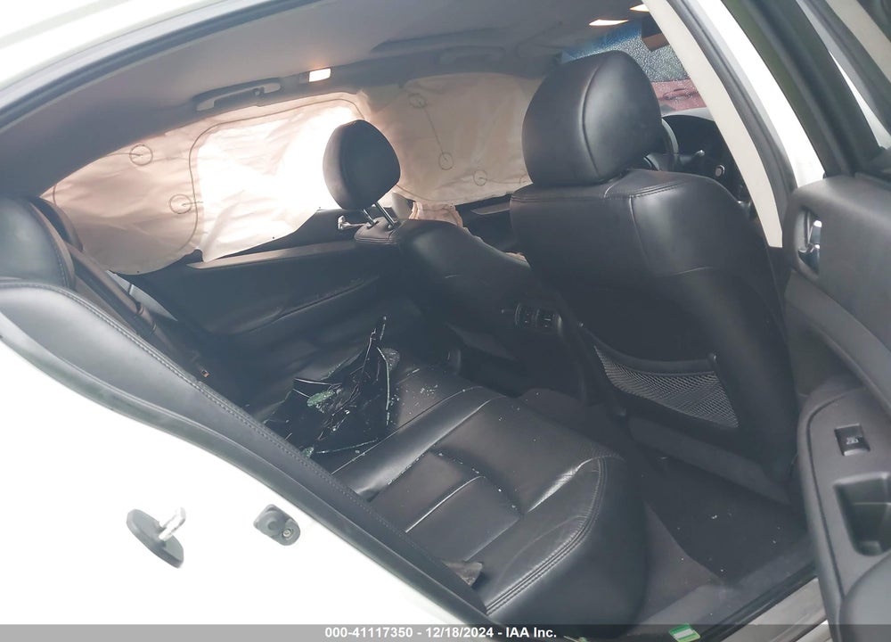 2013 INFINITI G37X VIN: JN1CV6AR8DM764288