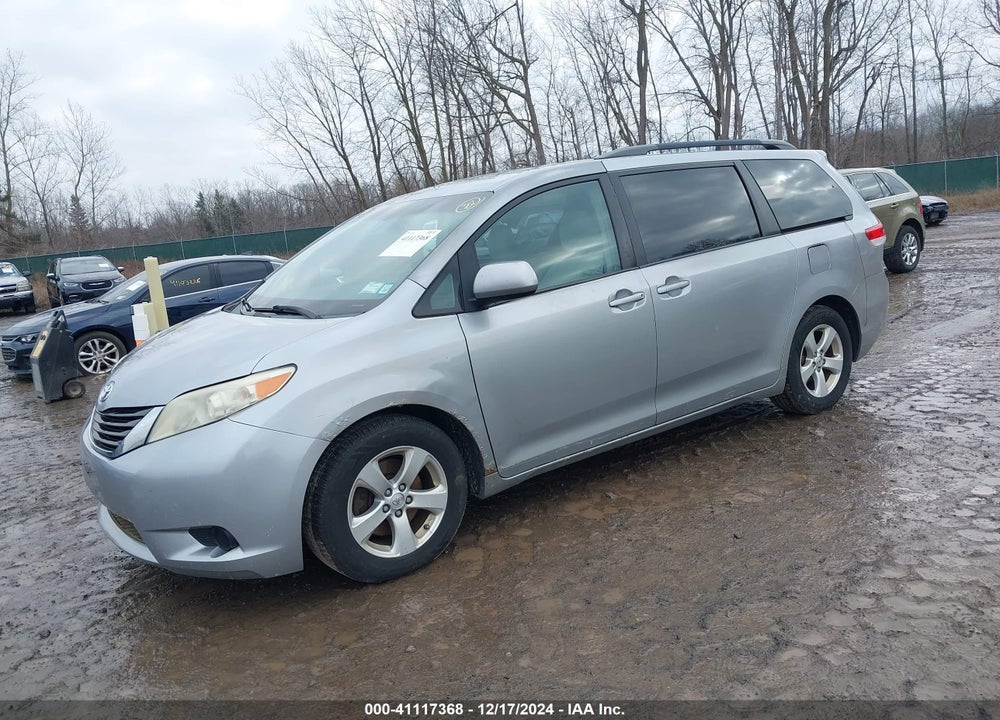2014 TOYOTA SIENNA LE V6 8 PASSENGER VIN: 5TDKK3DC3ES452036