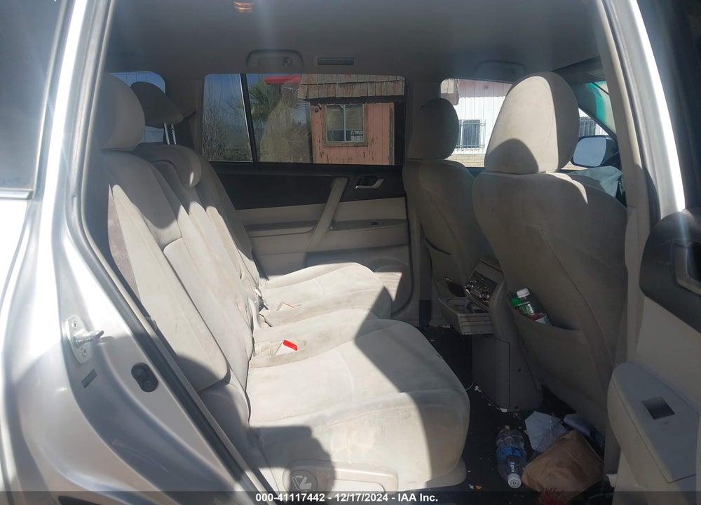 2012 TOYOTA HIGHLANDER SE VIN: 5TDBK3EH5CS125130