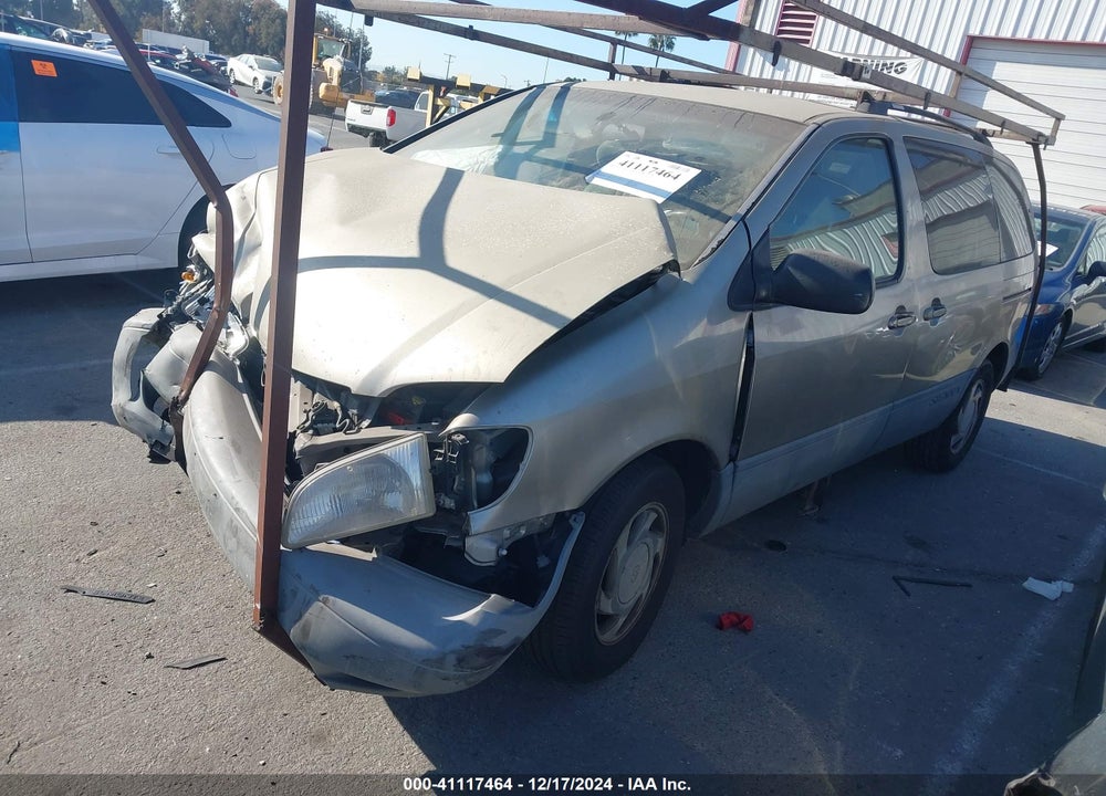 2000 TOYOTA SIENNA LE VIN: 4T3ZF13C4YU227765