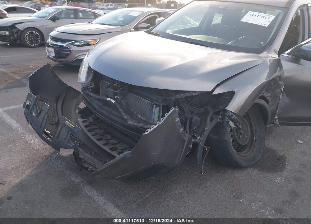 2017 NISSAN ROGUE S VIN: KNMAT2MT3HP576132