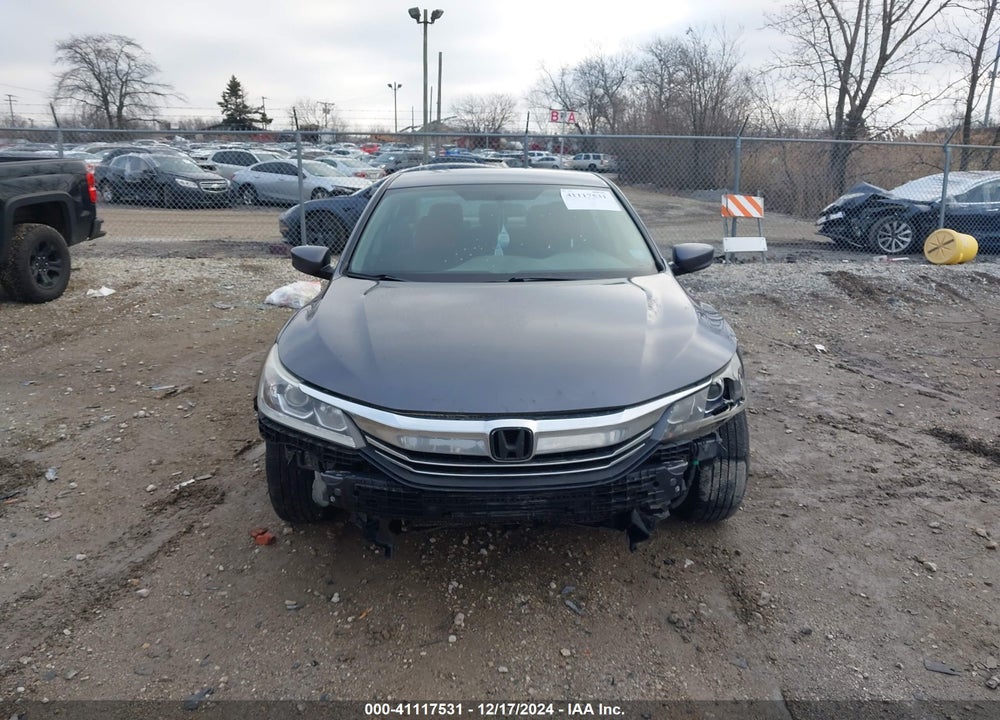 2017 HONDA ACCORD VIN: 1HGCR2F39HA193921