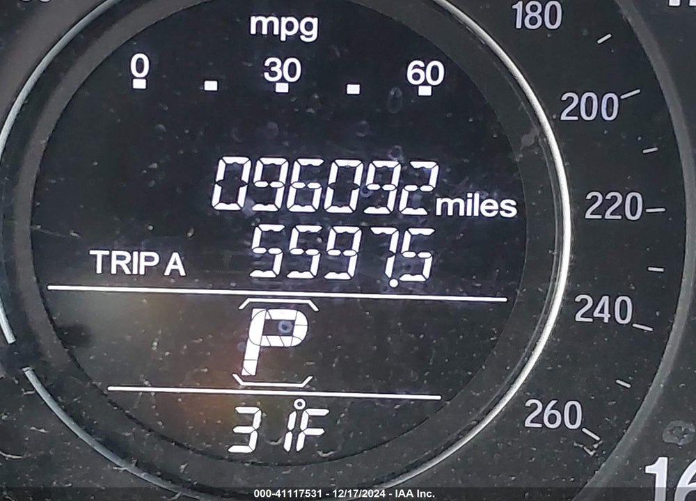 2017 HONDA ACCORD VIN: 1HGCR2F39HA193921